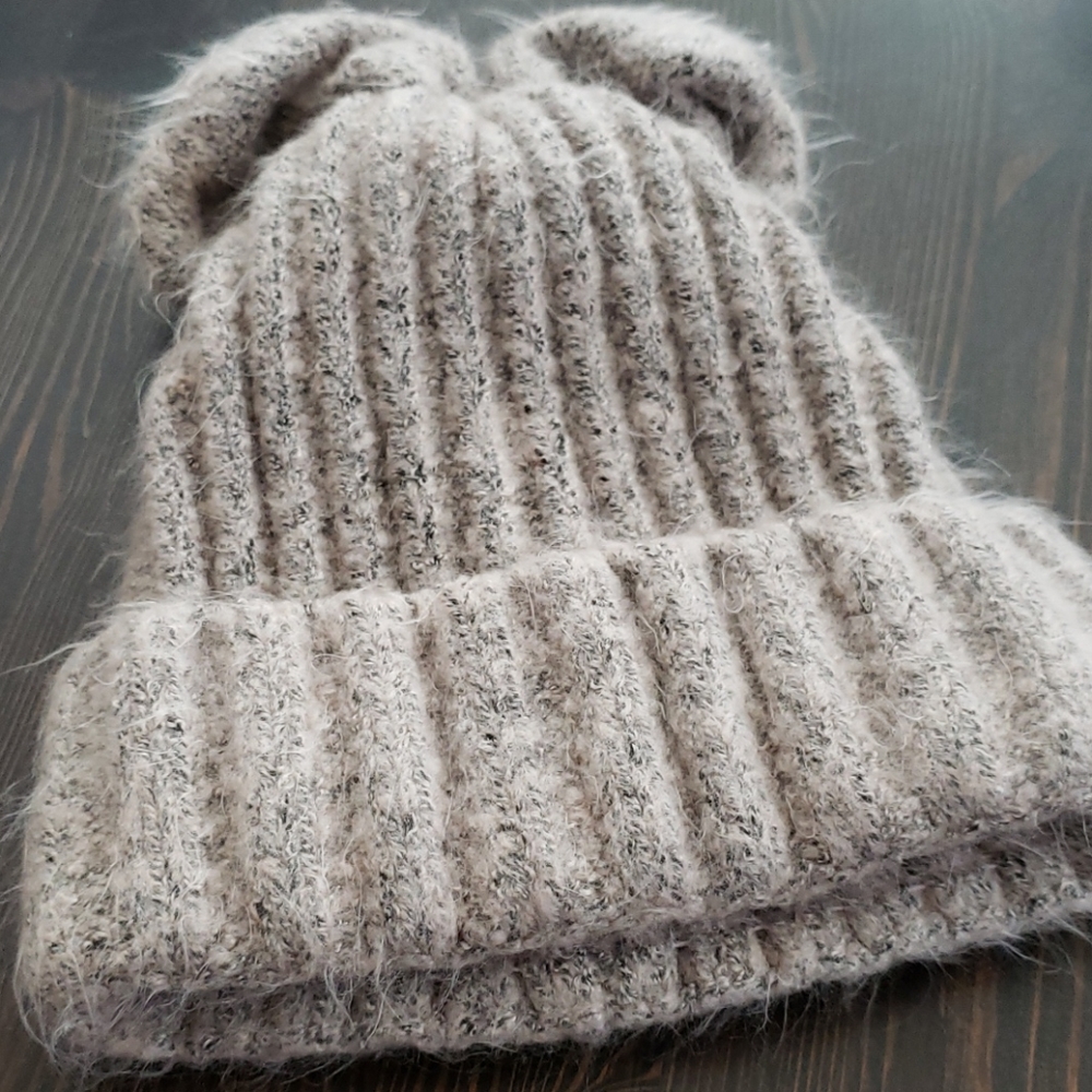 BCBG generation gray hat - Picture 3 of 3